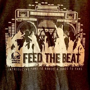 Vtg Taco Bell Feed The Beat crew tee shirt